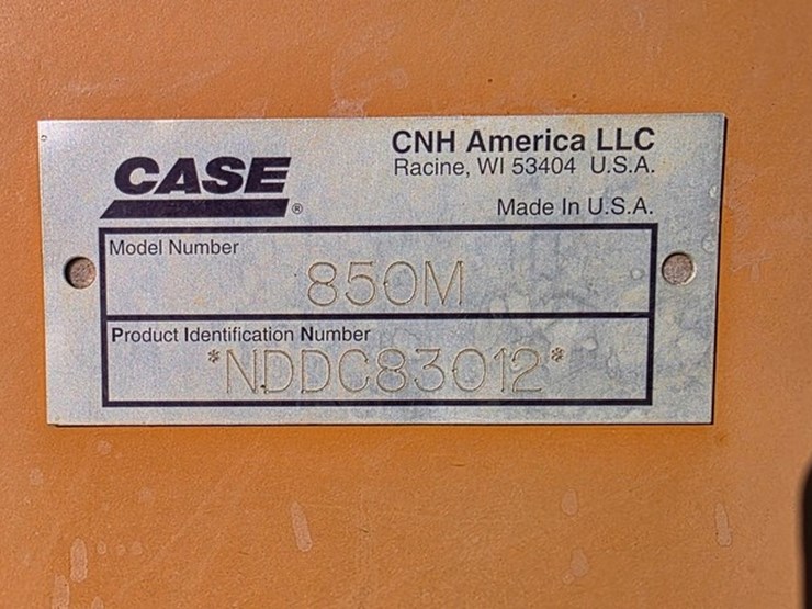 2013-case-850m-image-5
