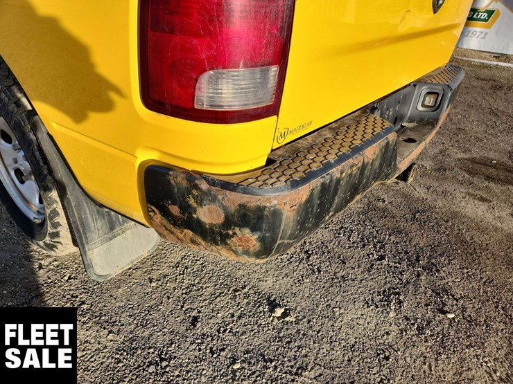 2019-ram-1500-classic-image-42