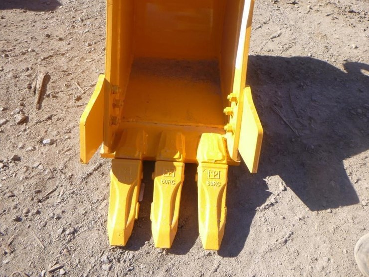 caterpillar-305-image-6