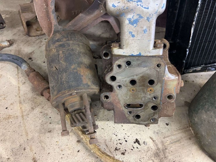 radiator,-fuel-tank-and-other-parts-image-5