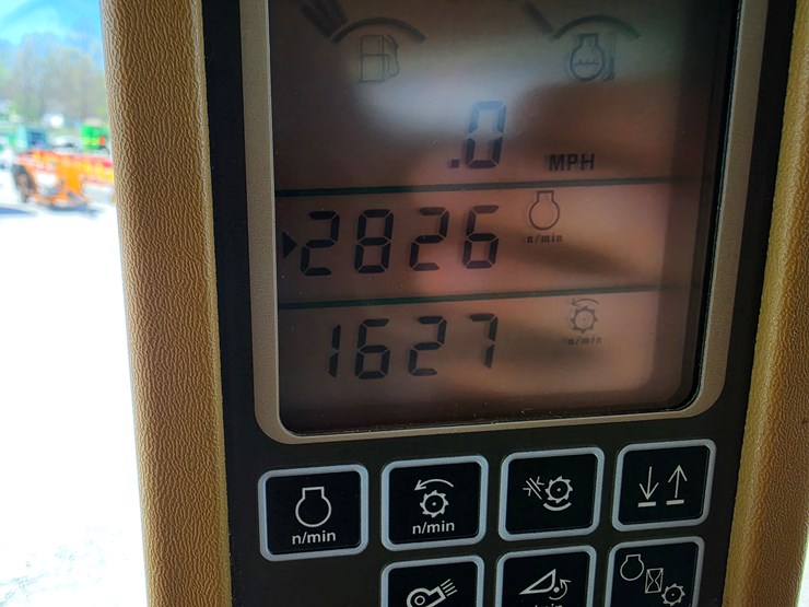 2005-john-deere-9860-sts-image-11