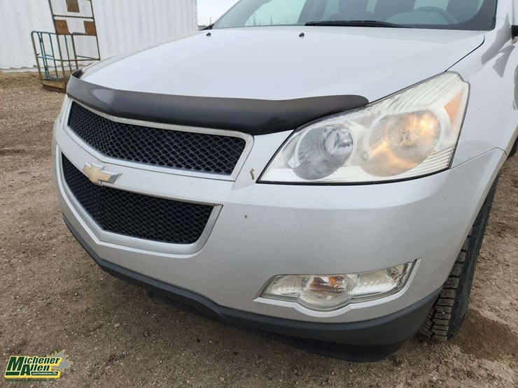 2011-chevrolet-traverse-ls-image-28