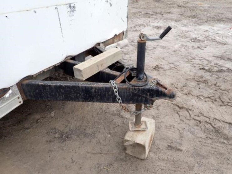 2016-discovery-24-ft-t/a-enclosed-trailer-1d9r1202-image-32