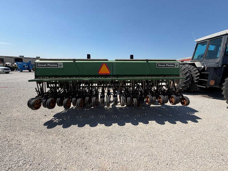 great-plains-solid-stand-15-image-7