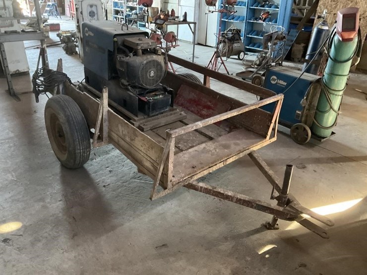 miller-bobcat-225g-image-2