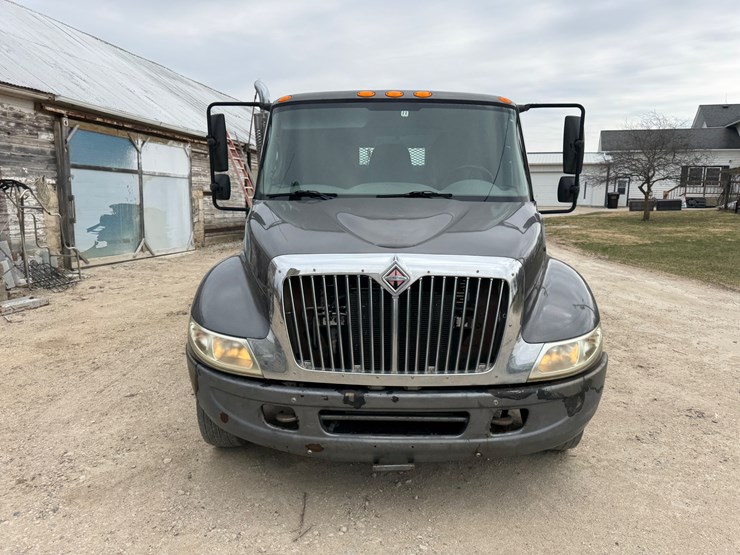 2003-international-durastar-4300-image-2