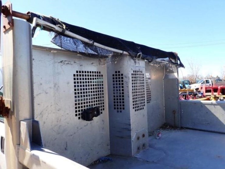 2016-ford-f550-xlt-image-33