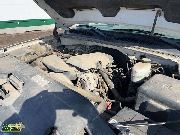 2005-chevrolet-silverado-3500-image-23