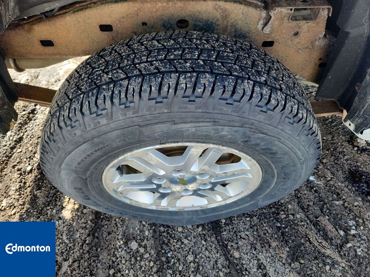 2012-chevrolet-colorado-image-12