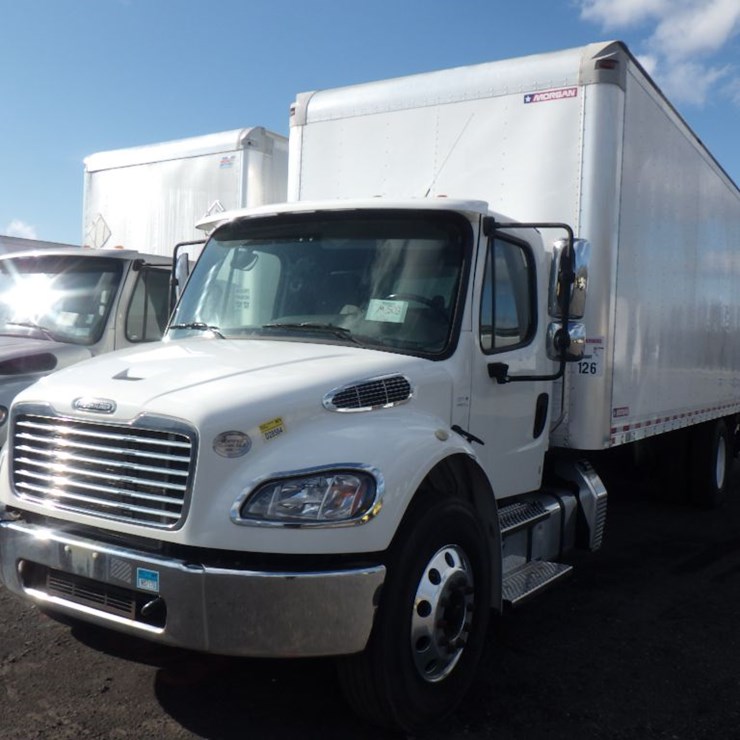 2017 FREIGHTLINER M2 106