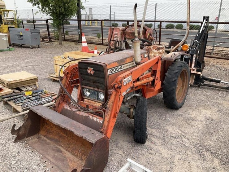 massey-ferguson-205-4-image-1