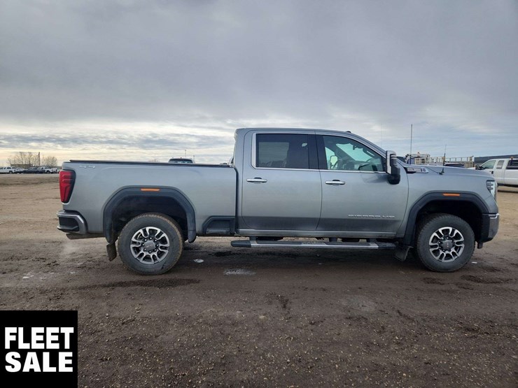 2024-gmc-sierra-2500hd-image-8