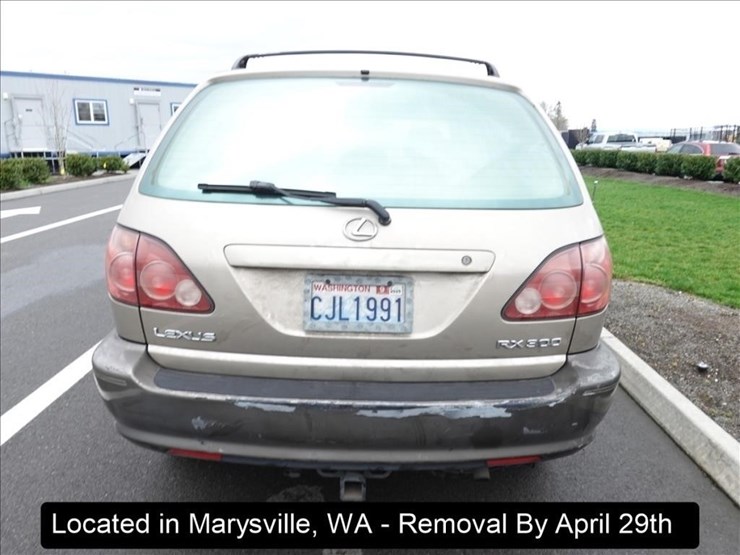 1999-lexus-rx300-image-17