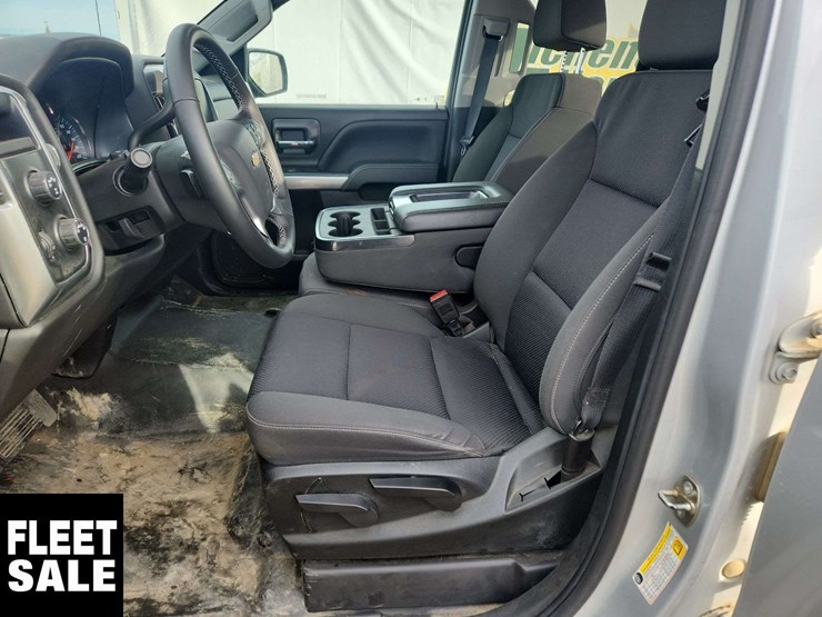 2018-chevrolet-silverado-1500-image-14