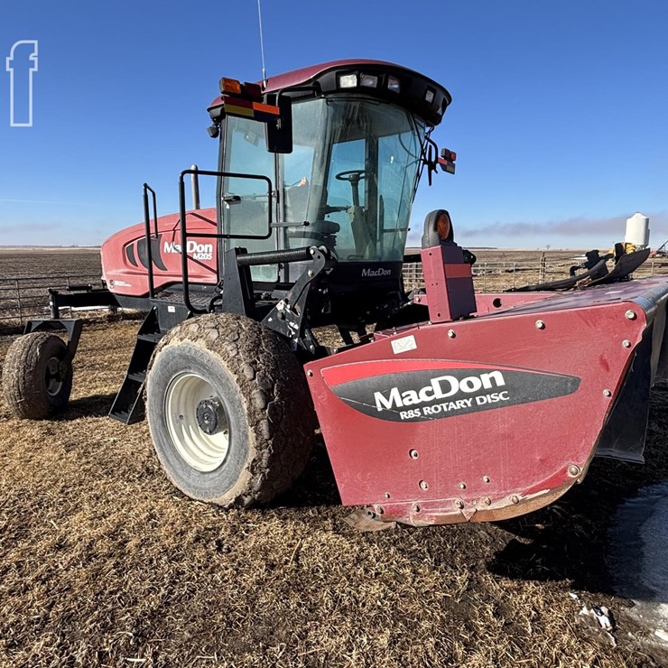 2011 MAC DON M205