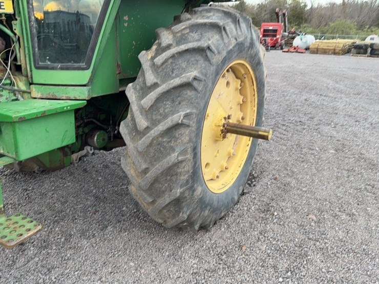 john-deere-4430-image-16