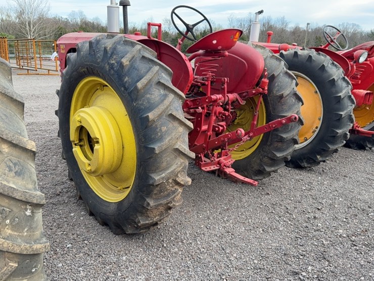 massey-harris-44d-special-image-10