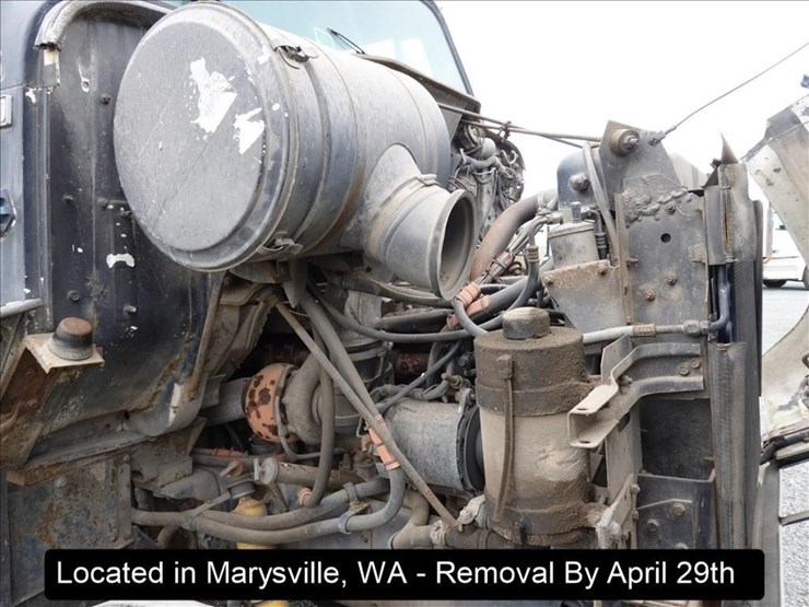 1985-international-s2300-image-5