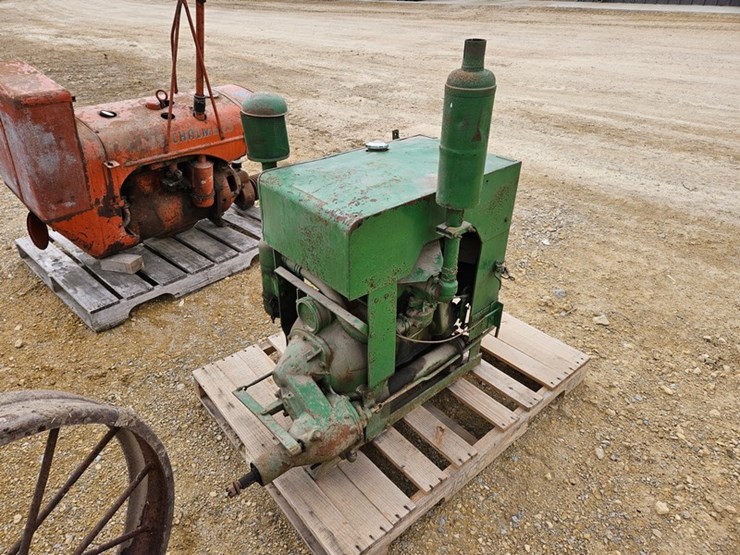 #962-•-john-deere-engine-image-3