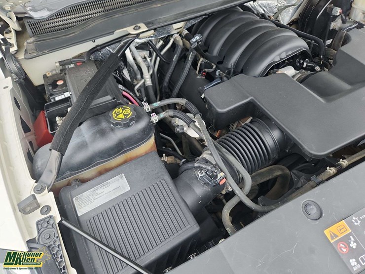 2015-gmc-yukon-denali-image-29