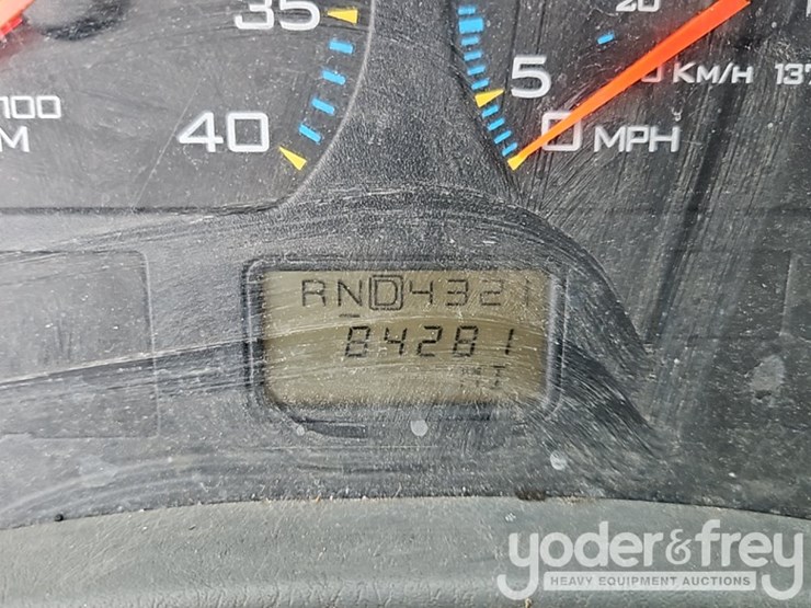 2004-international-7400-image-41