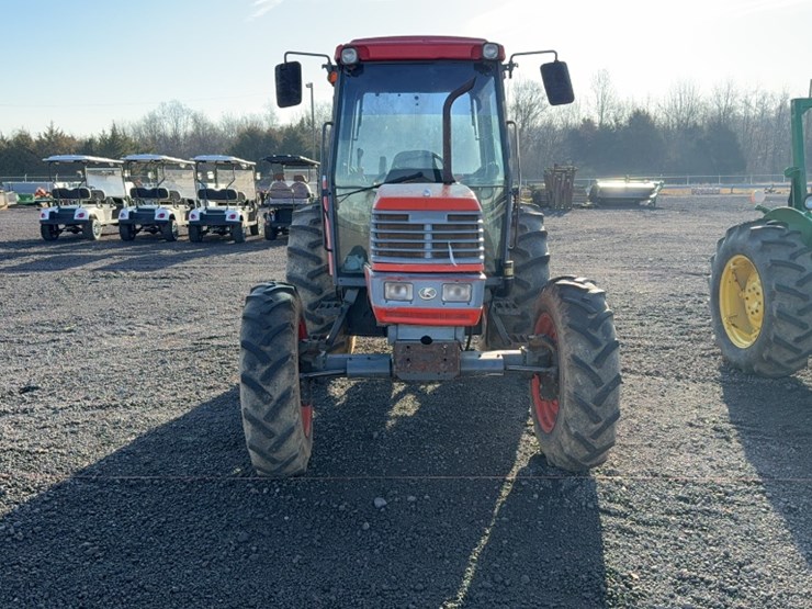 kubota-m9000-image-2