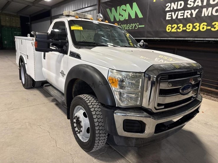 2012-ford-f550-image-2