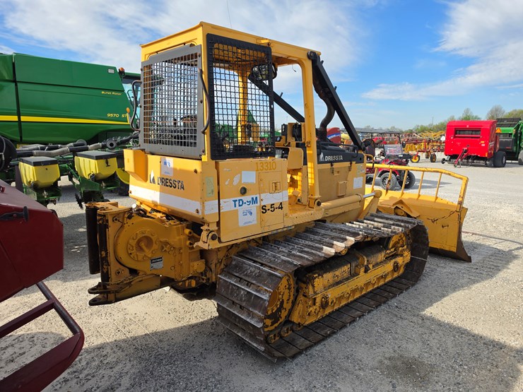 2007-dressta-td9m-image-18