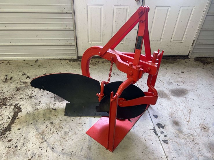 one-bottom-ferguson-plow-image-1