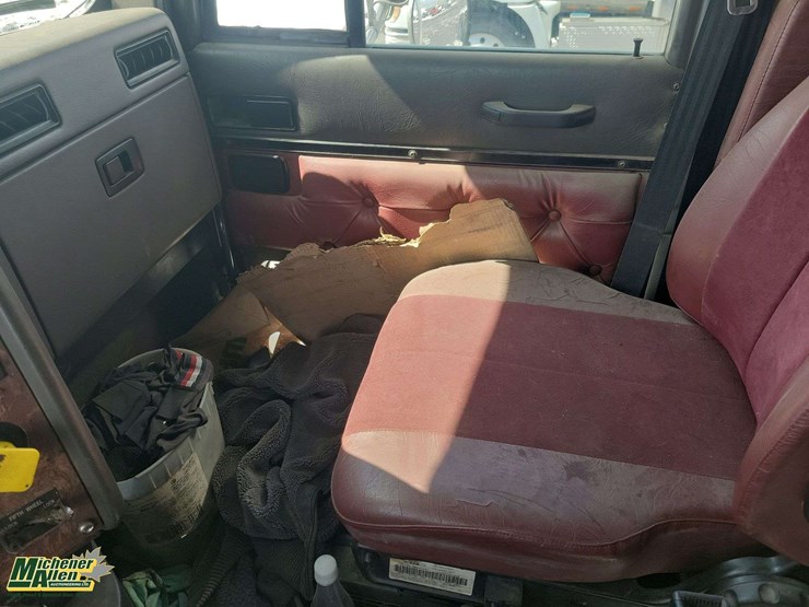 1999-international-9400-image-20