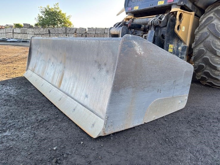 caterpillar-415f2-il-image-18