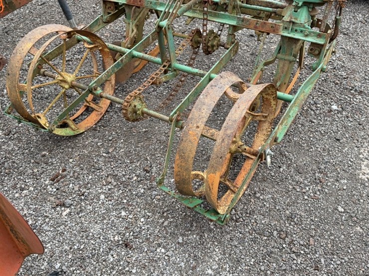 3-john-deere-2-image-4