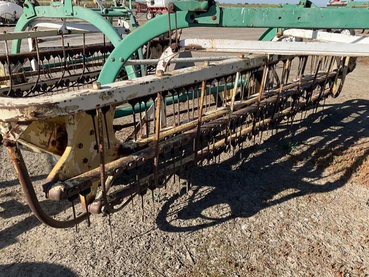 new-holland-260-image-8