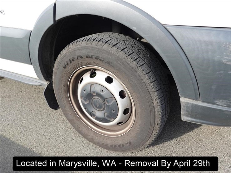 2015-ford-transit-image-15