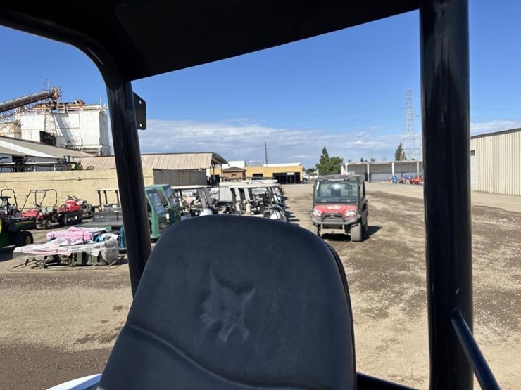 2020-bobcat-e26-image-37