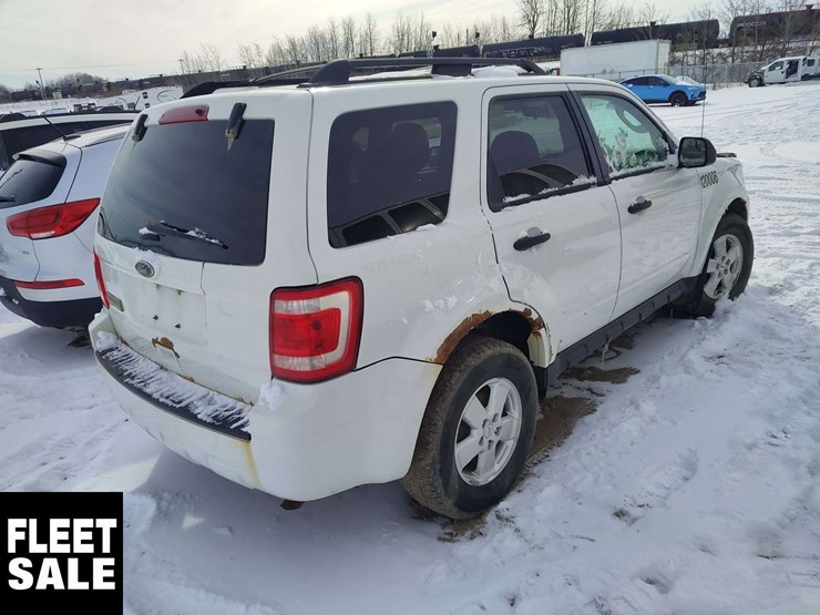 2012-ford-escape-image-4