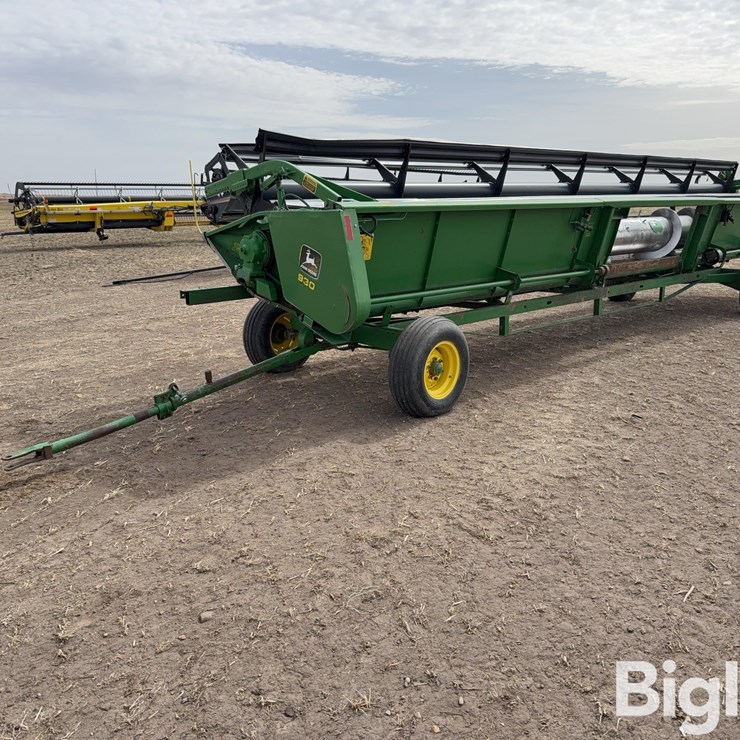 JOHN DEERE 930