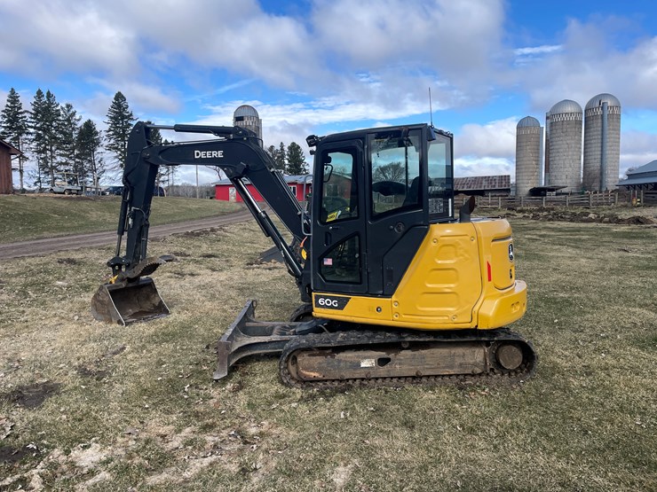 2020-deere-60g-image-2