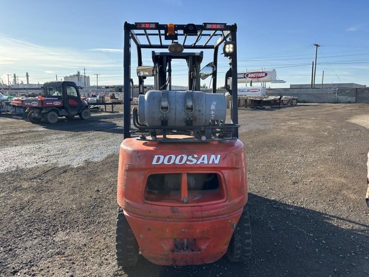 doosan-g30e-5-image-8