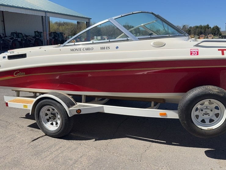 #4006-•-cobia-monte-carlo-188es-19'-runabout-boat-image-6