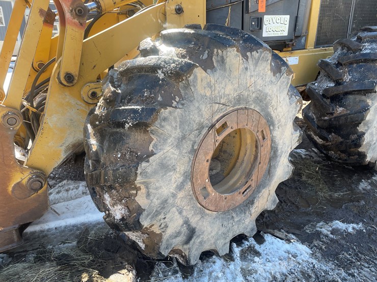 2008-caterpillar-553-image-13