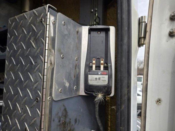 2018-ford-f550-xlt-image-15