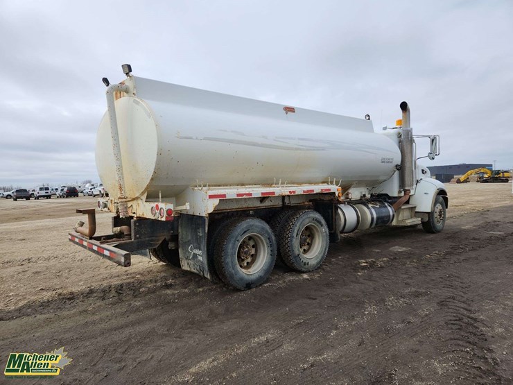 2008-peterbilt-340-image-3