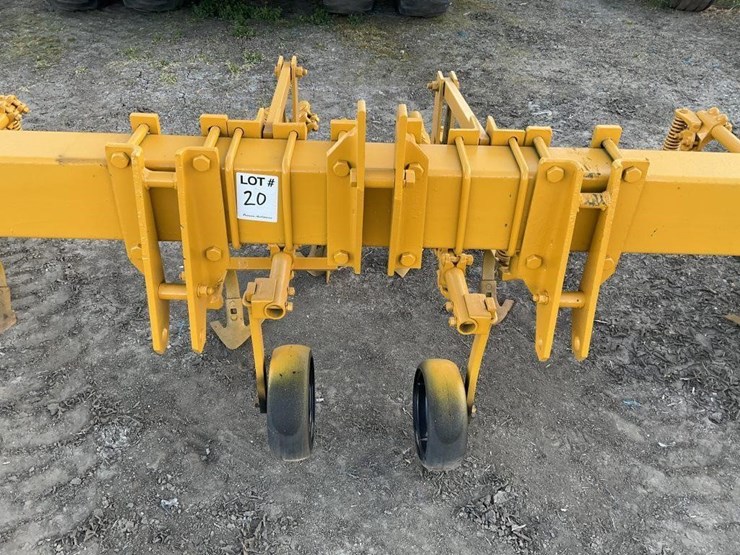 custom-3-pt-3-row-60"-cultivator-image-8