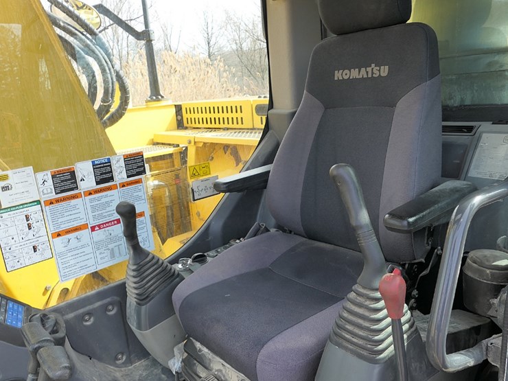 komatsu-pc138us-lc-10-image-4