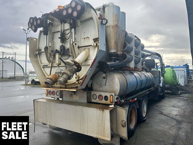 2011-international-workstar-7500-image-17