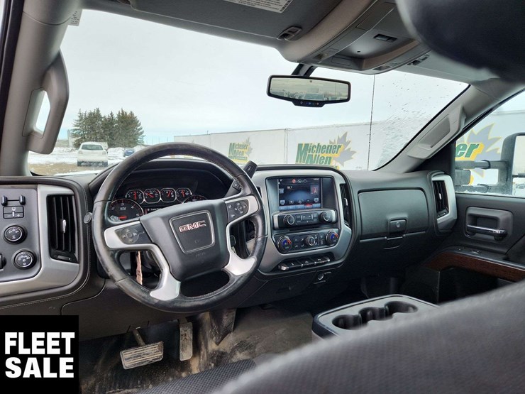 2016-gmc-sierra-3500hd-image-21