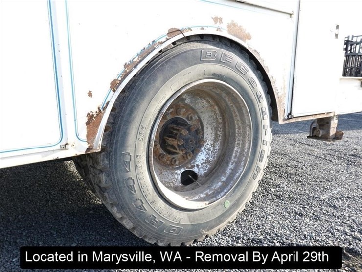 1988-international-s1900-image-30