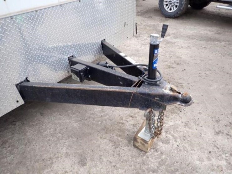 2011-car-mate-trailers-24-ft-t/a-enclosed-trailer-image-35