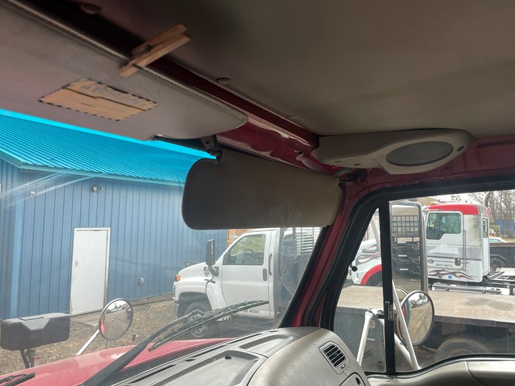 #212-•-2005-sterling-dump-truck-(has-mn-title)-(mora,-mn)-image-37